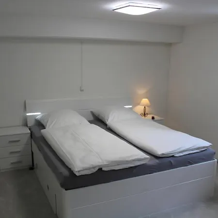 Lindenweg 3 *